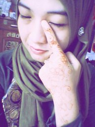 fitriacarollina_24